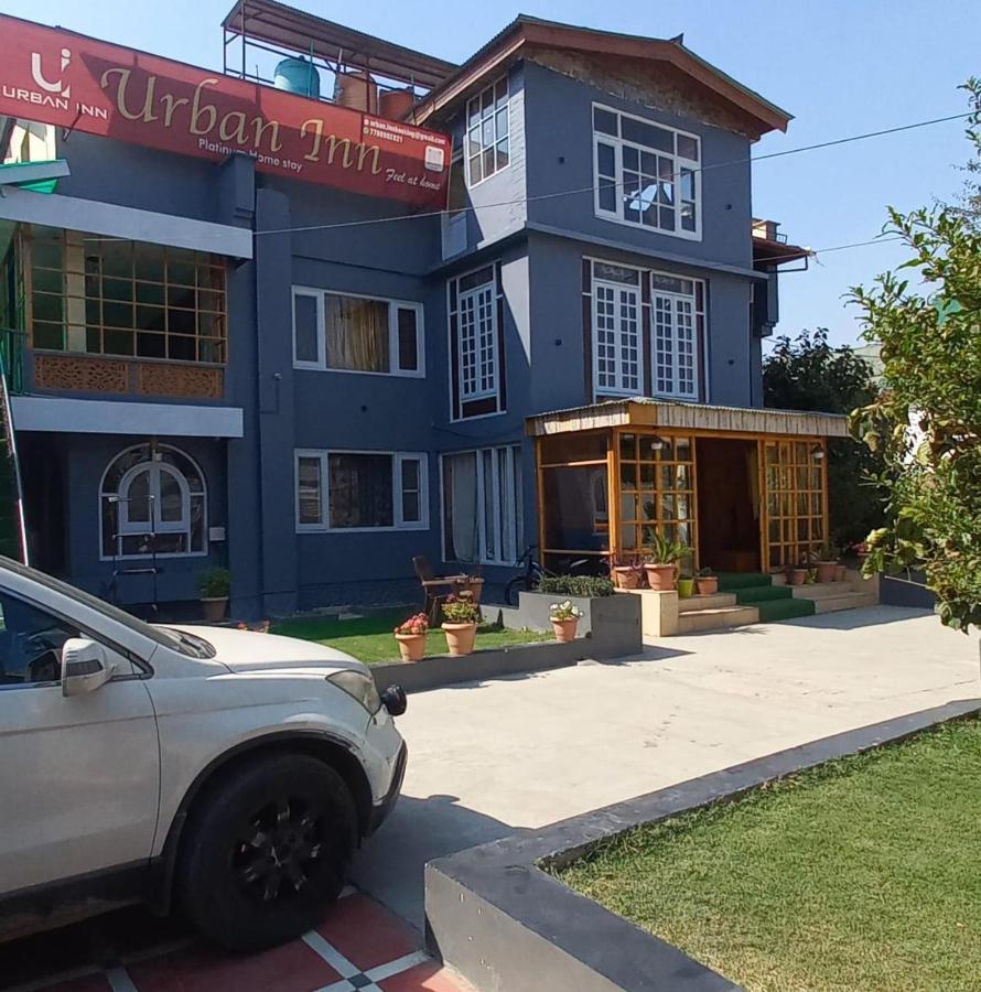 Urban Inn Srinagar Exterior photo